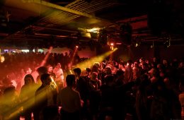 Klub Rex wydaje książkę.